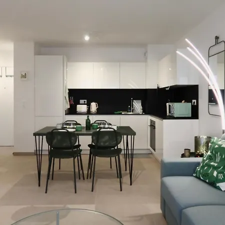 아파트 Time - Chic With Sunny Terrace, Port 니스