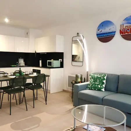 Appartement Time - Chic With Sunny Terrace, Port *